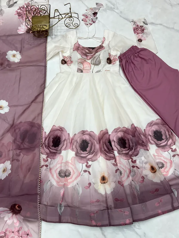 White_Floral_Print_Kurta_Set_With_Purple_Dupatta_for_Women