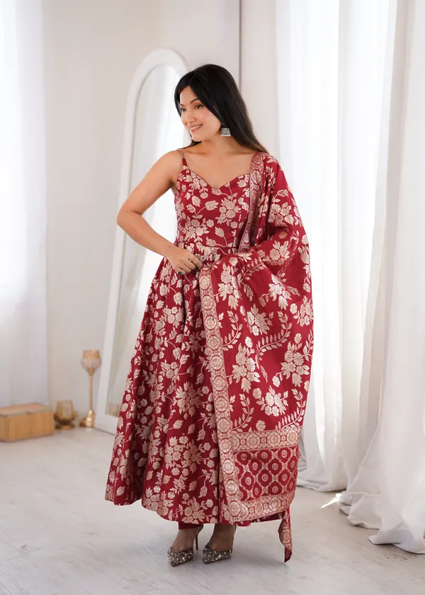Maroon_Floral_Print_Saree_for_Women