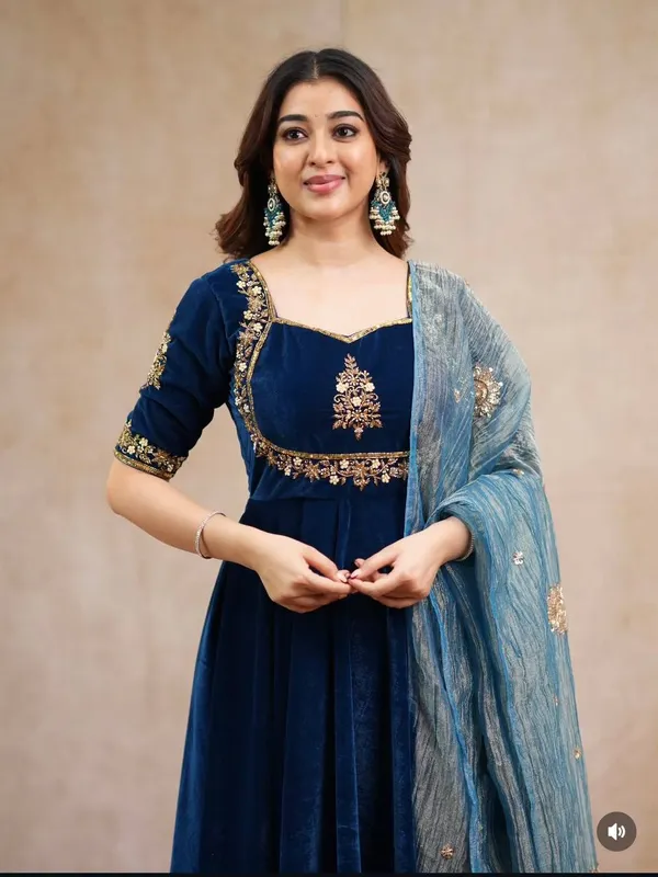 Navy_Blue_Velvet_Anarkali_Suit_Set_for_Women