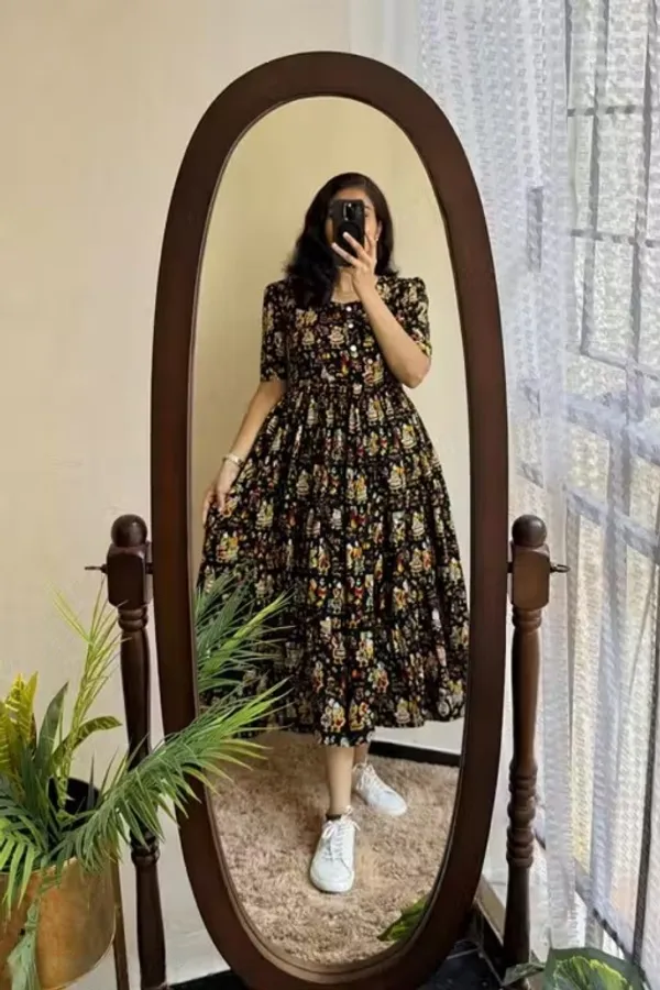 Black_Georgette_Printed_Fit_And_Flare_Dress_For_Women
