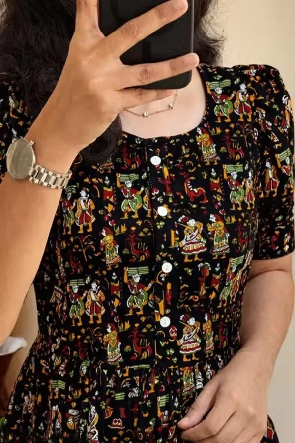 Black_Georgette_Printed_Fit_And_Flare_Dress_For_Women