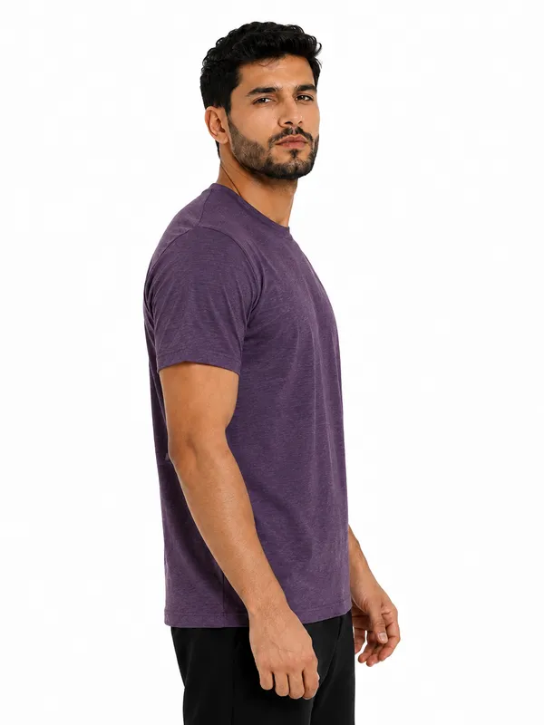 Unisex_Plain_Cotton_Blend_Round_Neck_T-Shirt