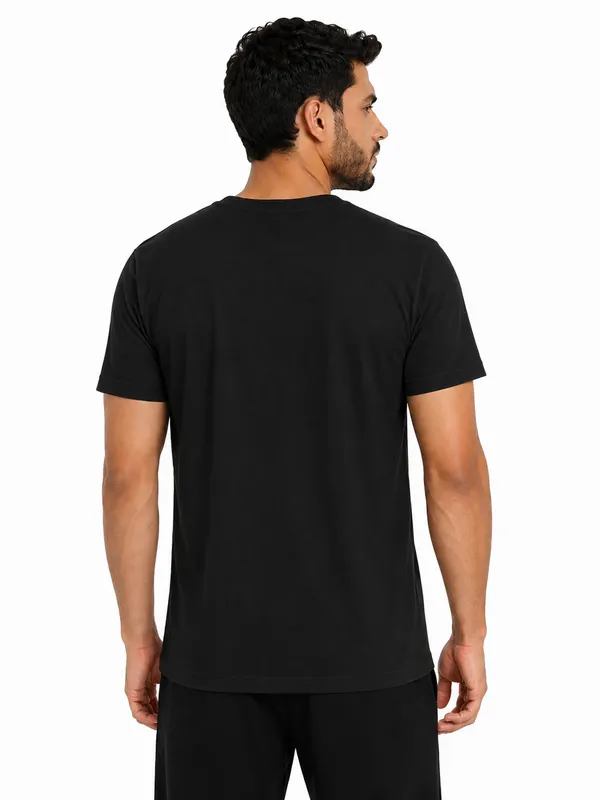 Unisex_Plain_Cotton_Blend_Round_Neck_T-Shirt