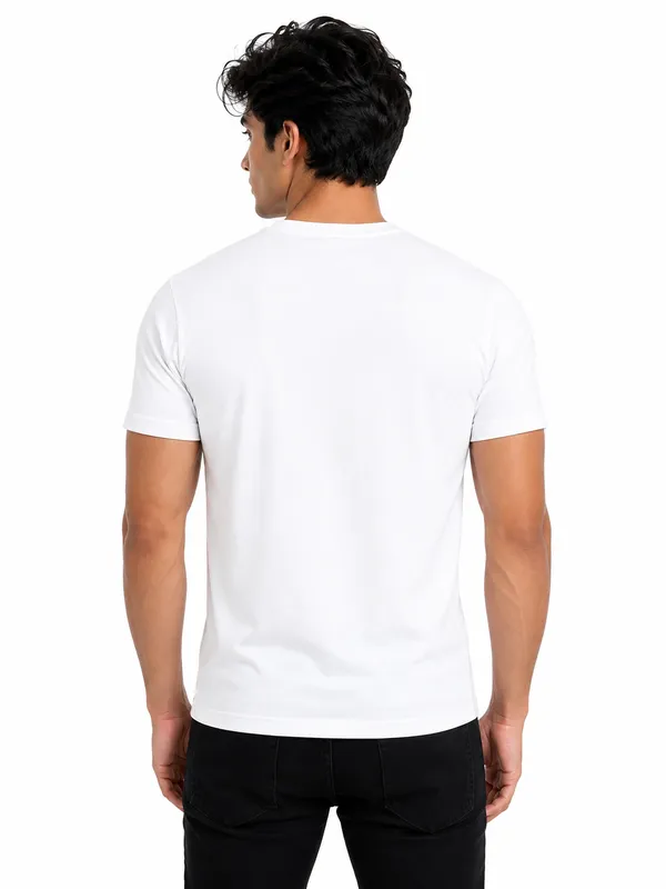 Unisex_Premium_Stretch_Cotton_T-Shirt_–_Comfortable_Everyday_Fit
