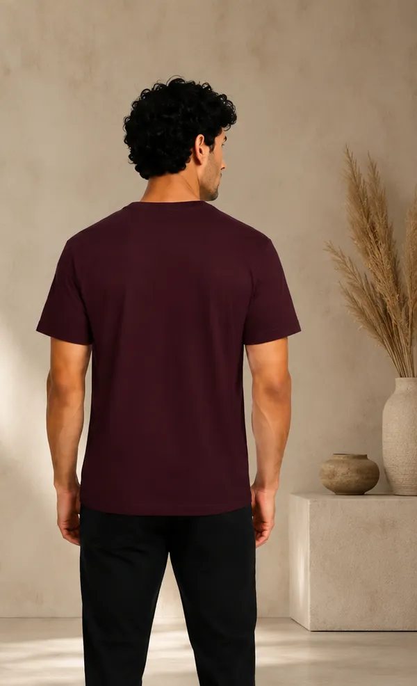 Minimalist_Cotton_Print_Crew_Neck_T-Shirt