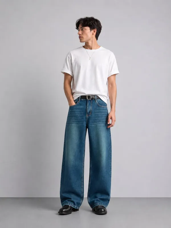Straight_fit_jeans_(indigo_blue)
