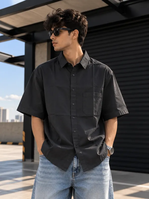Urban_Comfort_Oversized_Shirt_(Black)