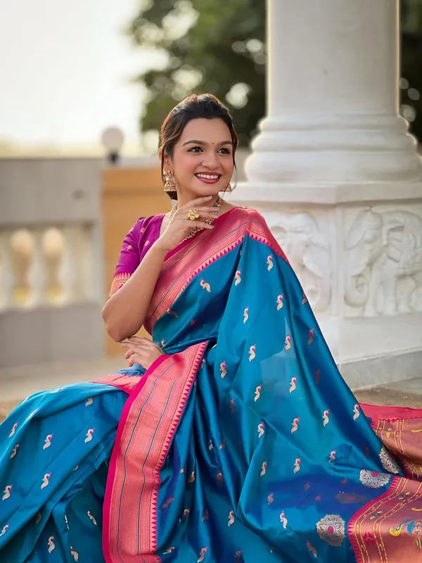 Women_Lichi_Silk_Kanjivaram_Saree_With_Unstitched_Blouse_Piece