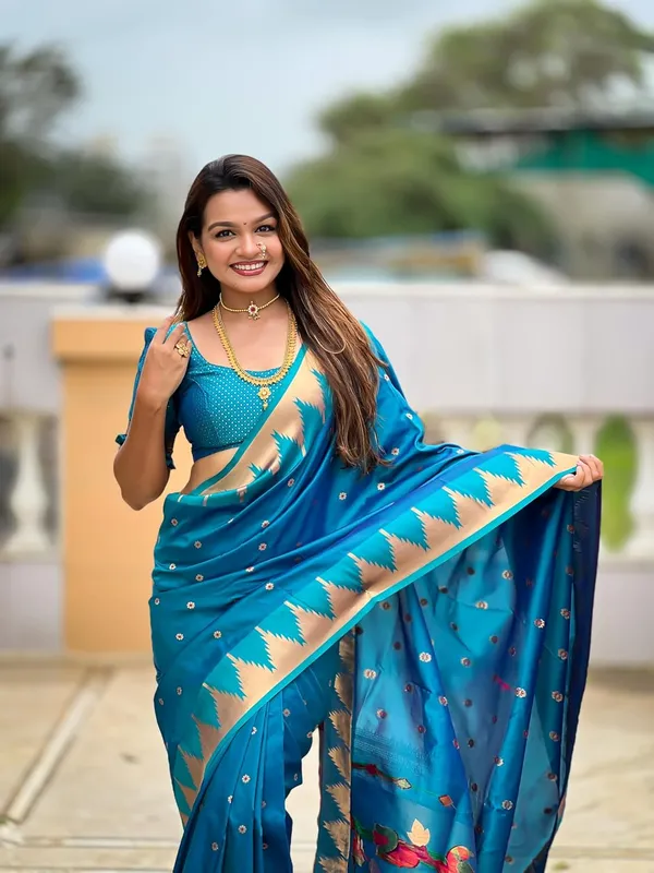 WoMensilk_Blend_Paithani_Saree_With_Blouse_Piece