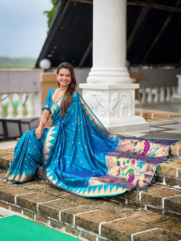 WoMensilk_Blend_Paithani_Saree_With_Blouse_Piece