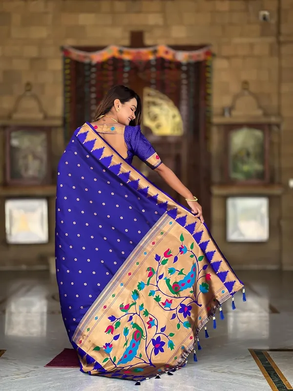 WoMensilk_Blend_Paithani_Saree_With_Unstitched_Blouse_Piece