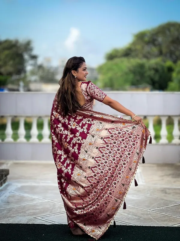 Paithani_Silk_Saree_With_Blouse_Piece