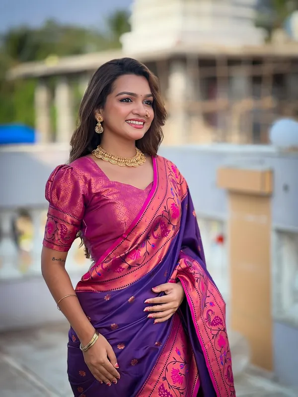 Kanjivaram_Paithani_Silk_Saree_With_Blouse_Piece