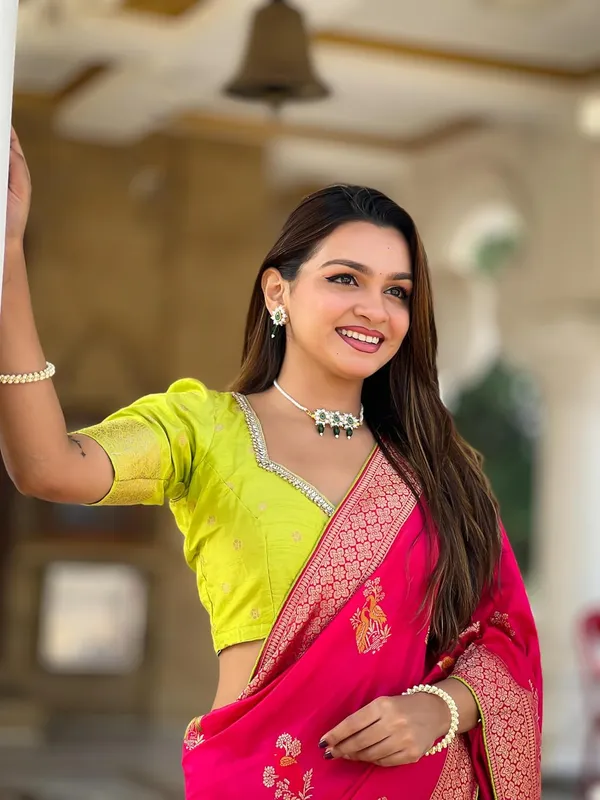 Women_Kanjivaram_Paithani_Silk_Saree_With_Blouse_Piece