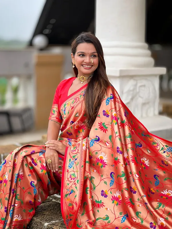 Women_Kanjivaram_Silk_Saree_With_Blouse_Piece