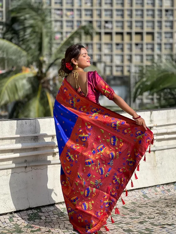 WoMensilk_Saree_With_Blouse_Piece