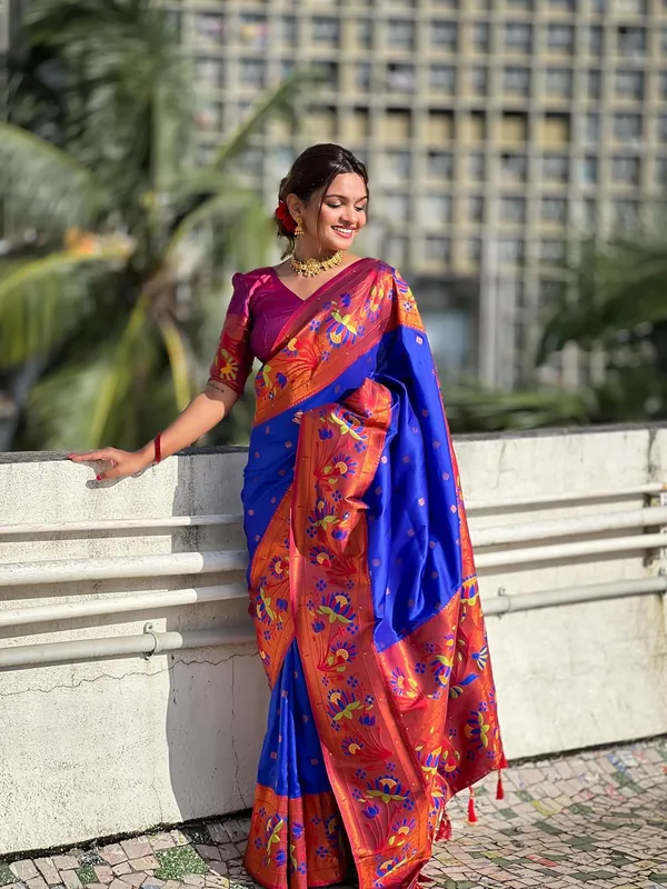 WoMensilk_Saree_With_Blouse_Piece