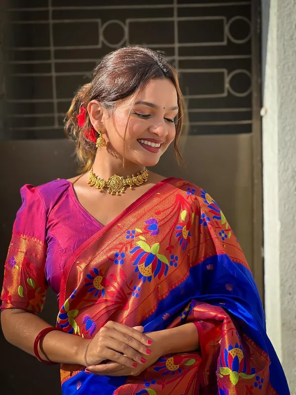 WoMensilk_Saree_With_Blouse_Piece