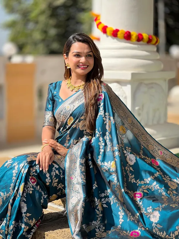 Kanjivaram_Silk_Saree_With_Blouse_Piece