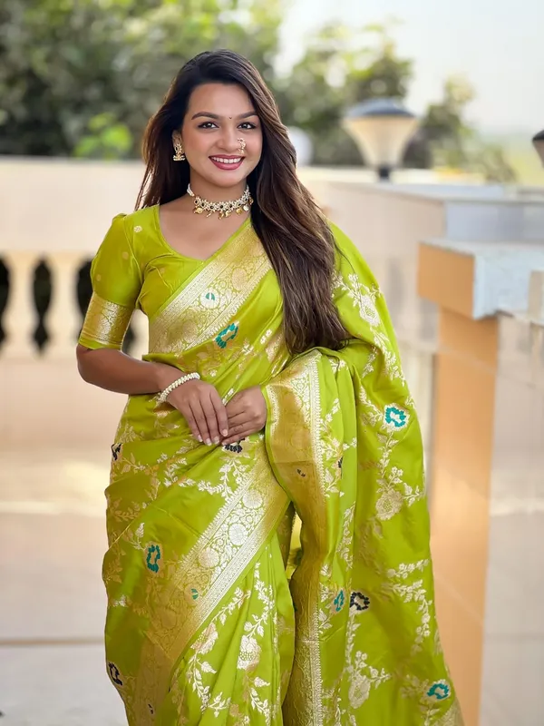 Kanjivaram_Silk_Saree_With_Blouse_Piece