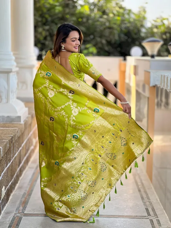 Kanjivaram_Silk_Saree_With_Blouse_Piece