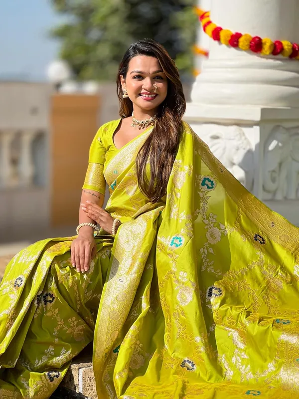 Kanjivaram_Silk_Saree_With_Blouse_Piece