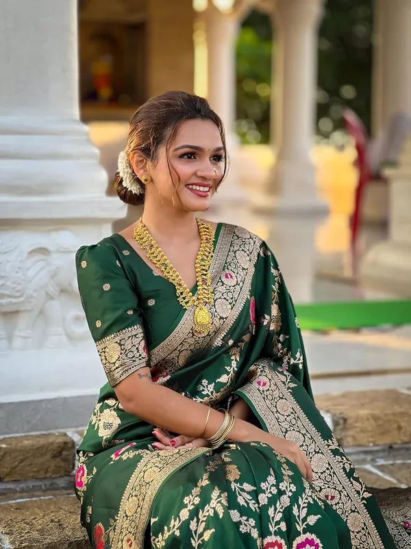 Women_Kanjivaram_Silk_Saree_With_Blouse_Piece
