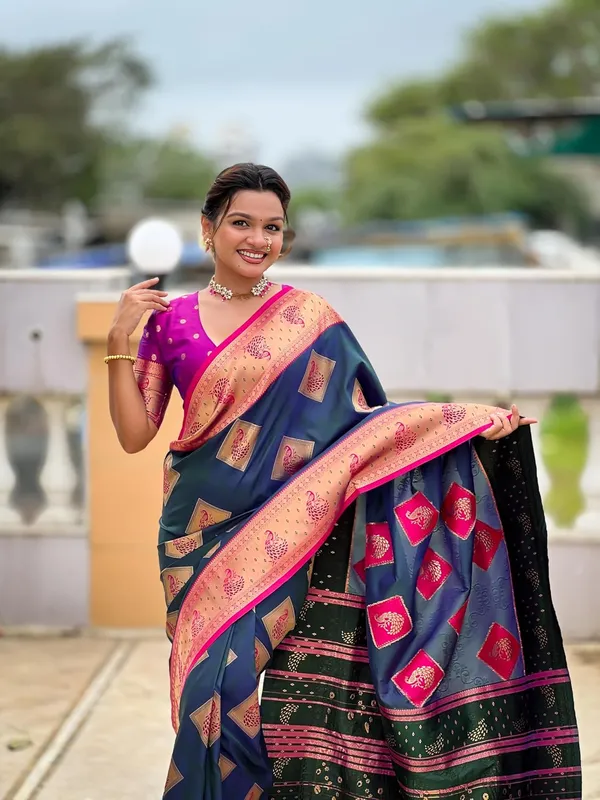 Banarasi_Silk_Blend_Saree_With_Blouse_Piece