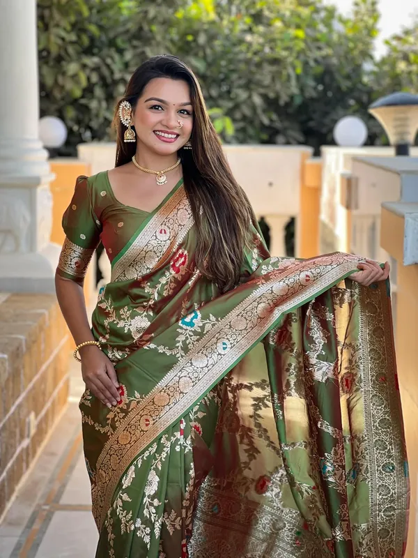 Kanjivaram_Silk_Saree_With_Blouse_Piece