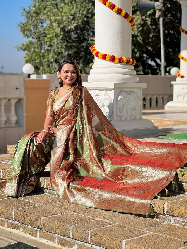 Kanjivaram_Silk_Saree_With_Blouse_Piece