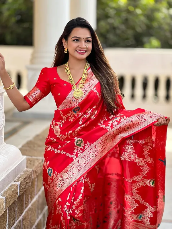 Kanjivaram_Silk_Saree_With_Blouse_Piece
