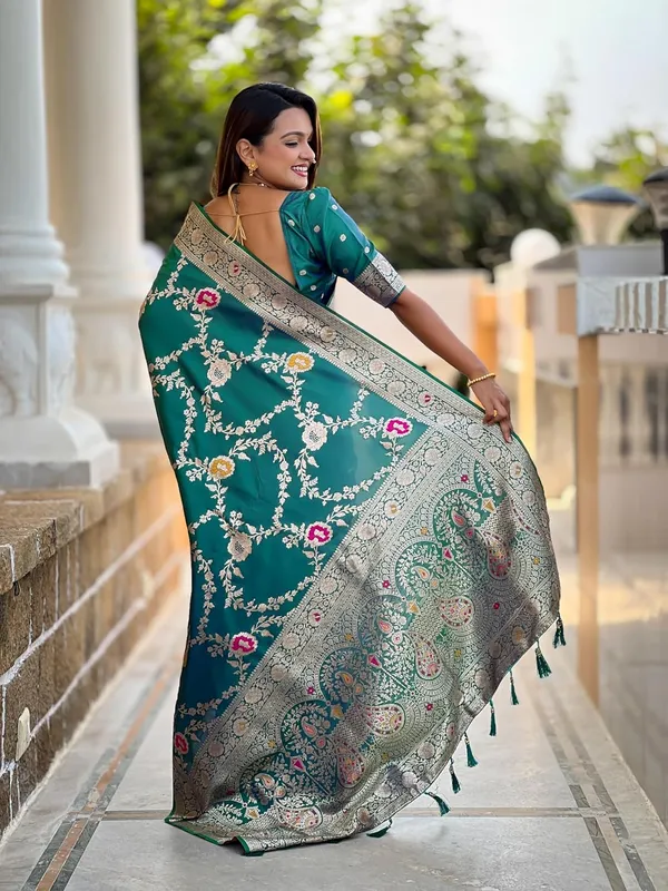 Kanjivaram_Silk_Saree_With_Blouse_Piece