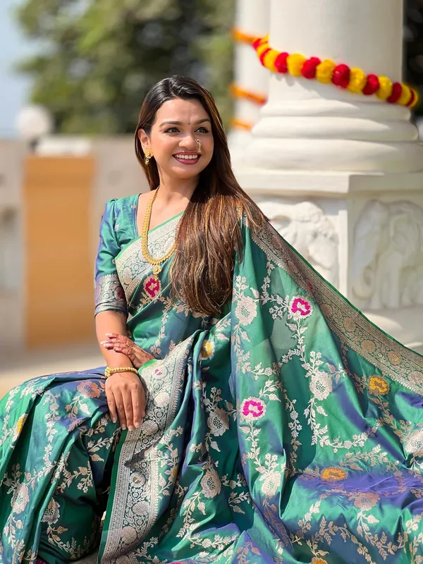 Kanjivaram_Silk_Saree_With_Blouse_Piece