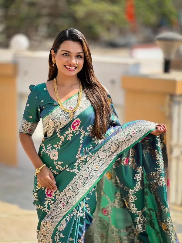 Kanjivaram_Silk_Saree_With_Blouse_Piece