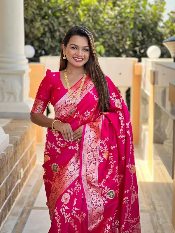 Women_Kanjivaram_Silk_Saree_With_Blouse_Piece