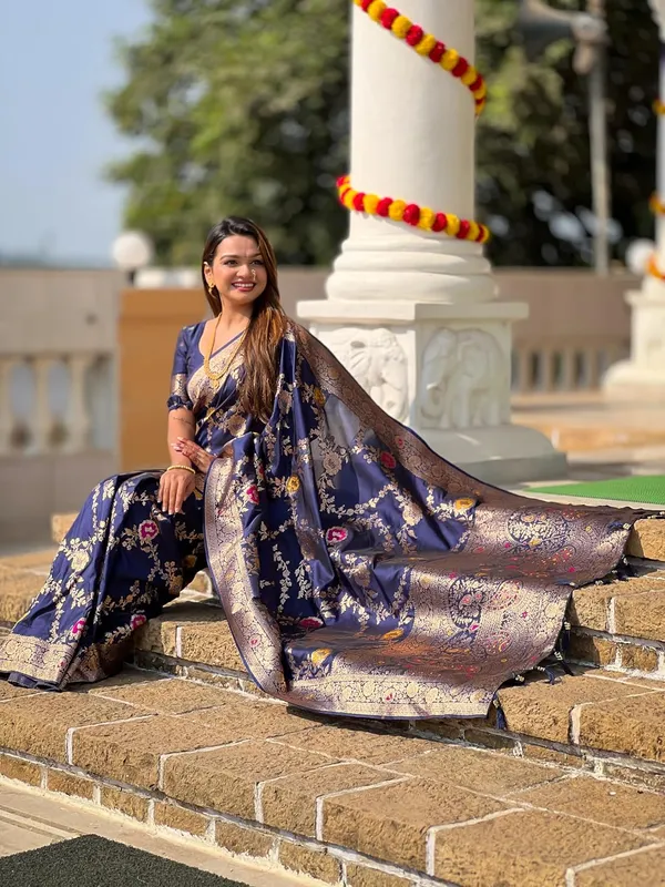 Kanjivaram_Silk_Saree_With_Blouse_Piece