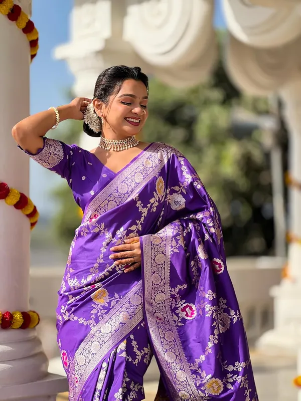 Women_Kanjivaram_Silk_Saree_With_Blouse_Piece
