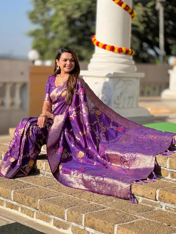 Kanjivaram_Silk_Saree_With_Blouse_Piece