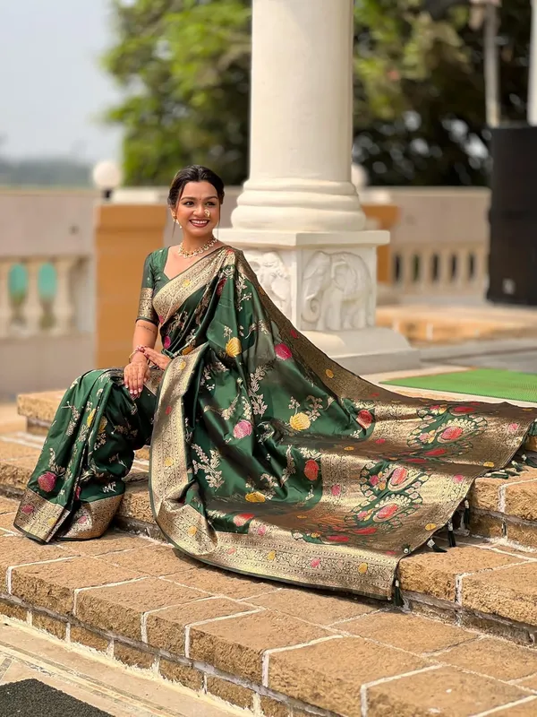 Banarasi_Silk_Blend_Saree_With_Blouse_Piece