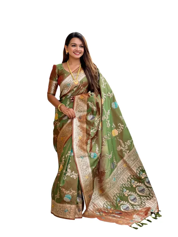 Banarasi_Silk_Blend_Woven_Saree_With_Blouse_Piece