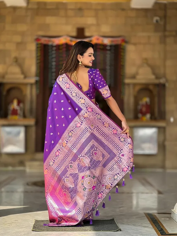 Kanjivaram_Silk_Saree_With_Blouse_Piece