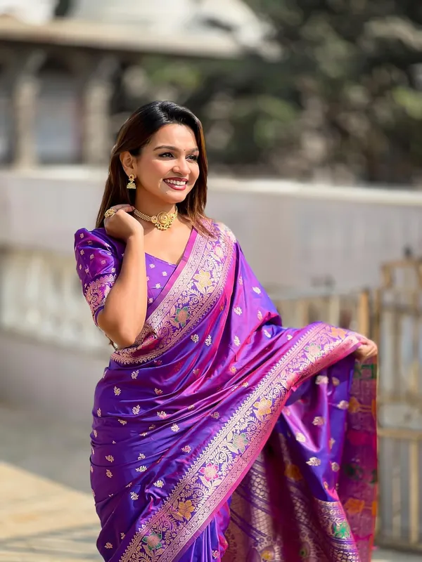 Kanjivaram_Silk_Saree_With_Blouse_Piece