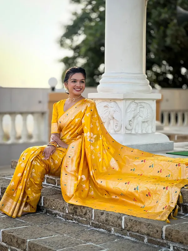 Banarasi_Silk_Jacquard_Saree_With_Blouse_Piece