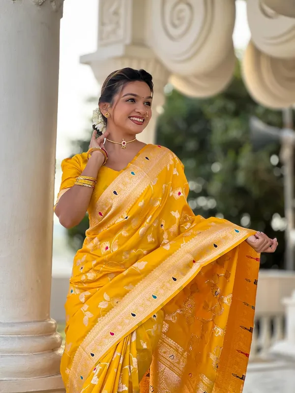 Banarasi_Silk_Jacquard_Saree_With_Blouse_Piece