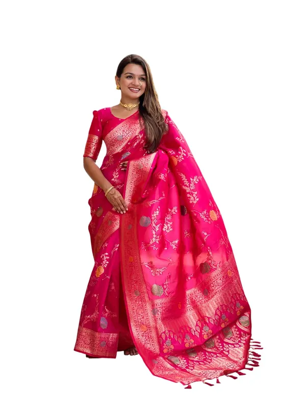 Banarasi_Silk_Blend_Woven_Saree_With_Blouse_Piece