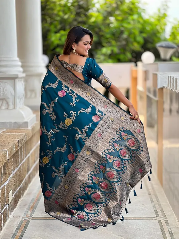 Banarasi_Silk_Blend_Saree_With_Blouse_Piece