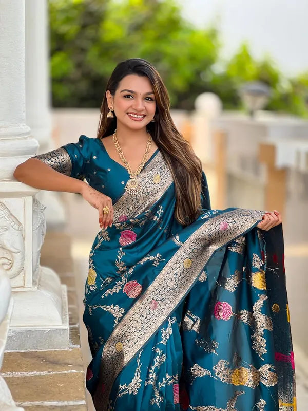 Banarasi_Silk_Blend_Saree_With_Blouse_Piece