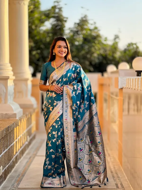 Banarasi_Silk_Jacquard_Saree_With_Blouse_Piece