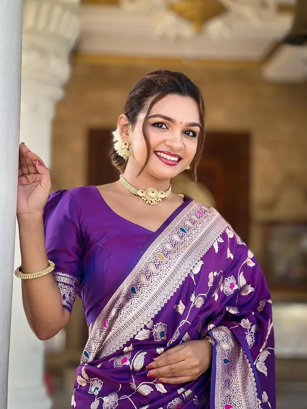 Banarasi_Silk_Jacquard_Saree_With_Blouse_Piece