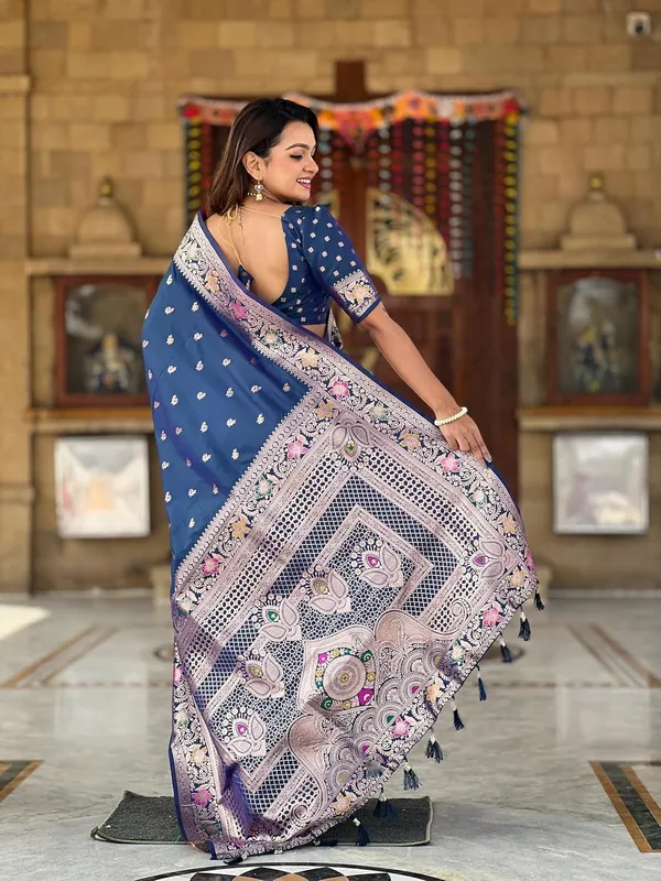 Kanjivaram_Silk_Saree_With_Blouse_Piece